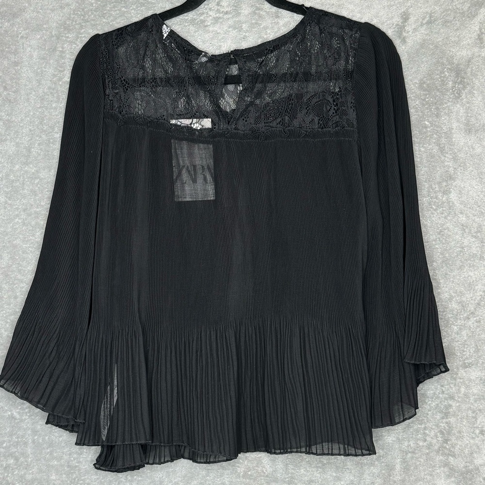 Zara Large Shirt Top Black Solid Black Solid Bell 3/4 Sleeve Pleated Sheer Women - Picture 5 of 9